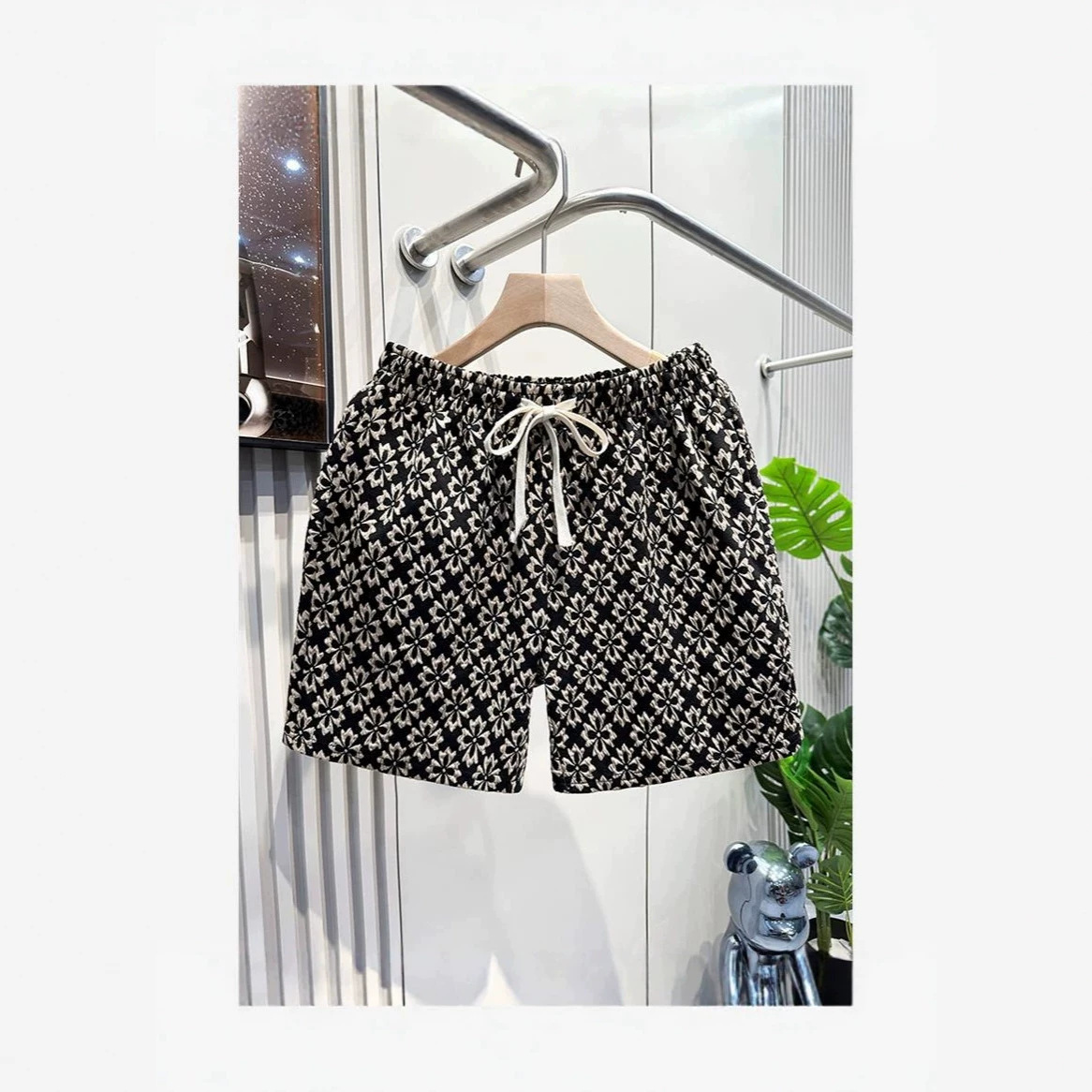 Lässige, hochwertige Print-Shorts für Herren im angesagten Streetwear-Stil, lockere Passform, gerader Schnitt, 5-Punkt-Shorts_voghion.com