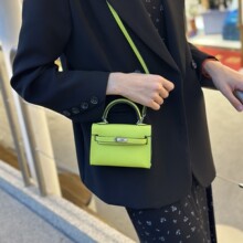 2025�¿�mini�P����С�U���й�tinyŮ����ɐ�б����r�������Ů