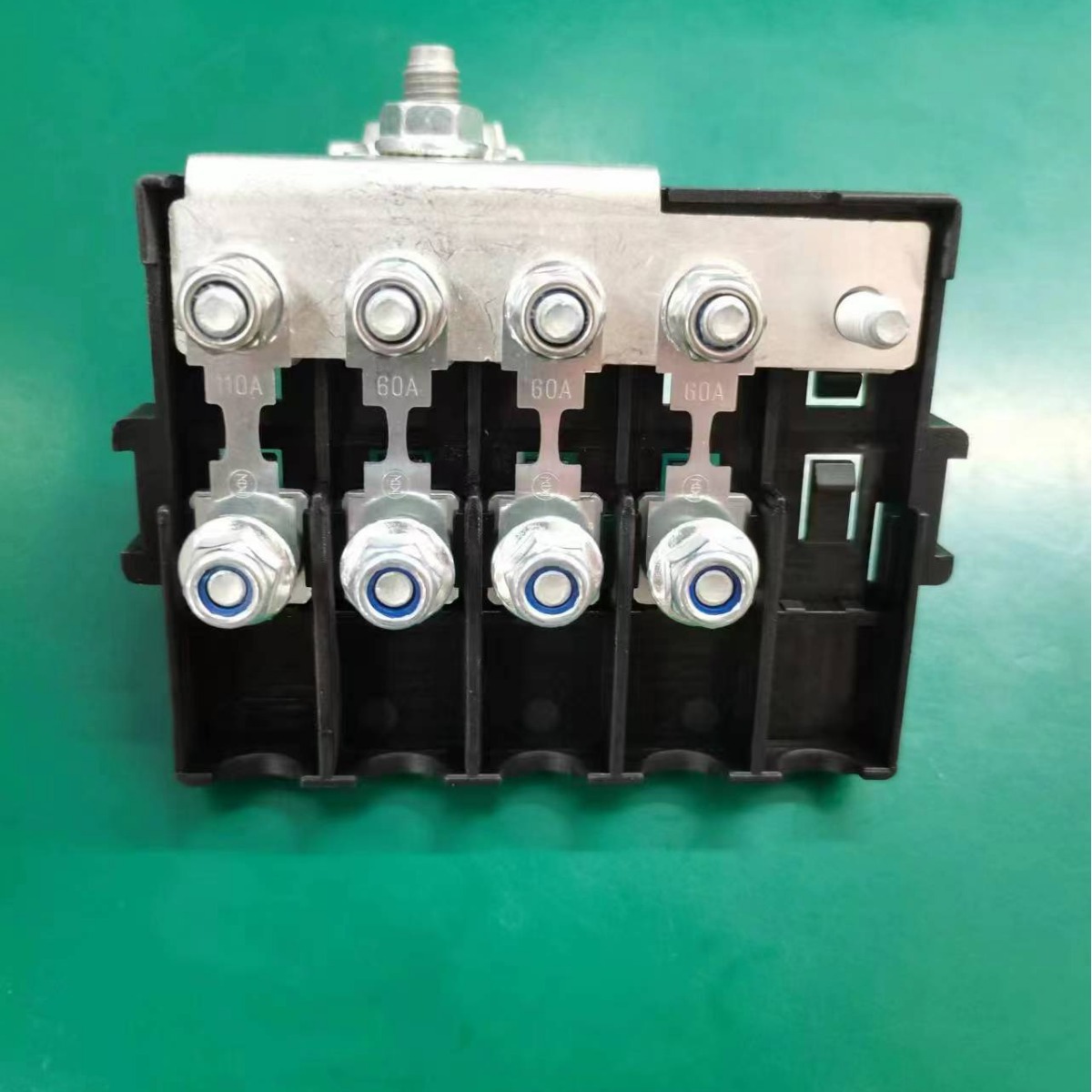 AN498BXD205 汽车船舶等多种用途主体接电池5路保险丝盒