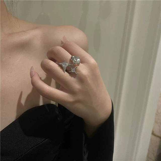 Adjustable Retro Ring, Moonstone Accent, Small Light-Luxury Style for Index Finger