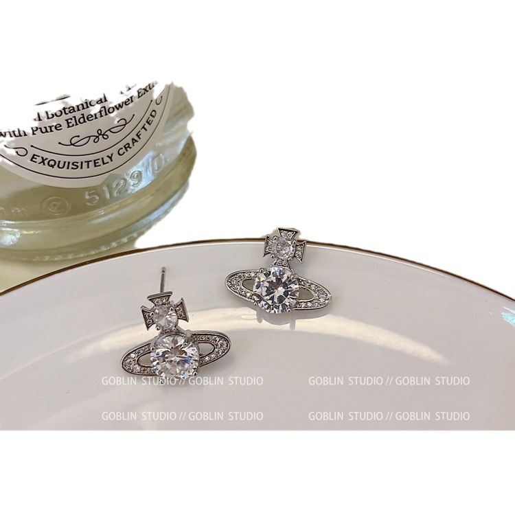 elegant fashionable space earrings with zircon
