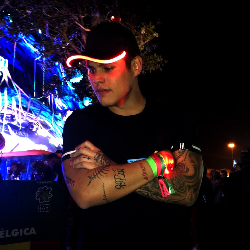 Concert LED sombrero de béisbol de ocio al aire libre turismo sombrero de luz de color sombrero de bar fiesta sombrero de lengua de pato