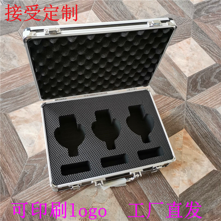 亚马逊海外款手提防震铝合金工具仪器箱 eva内衬 logo