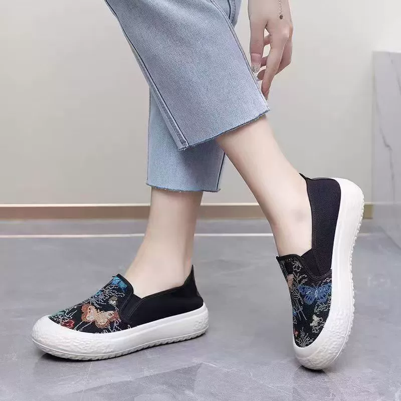 Г2025 новые женские туфли на толстой подошве, fisherman's shoes повседневные однотонные туфли с зазубренным носком, ленивые стильные туфли