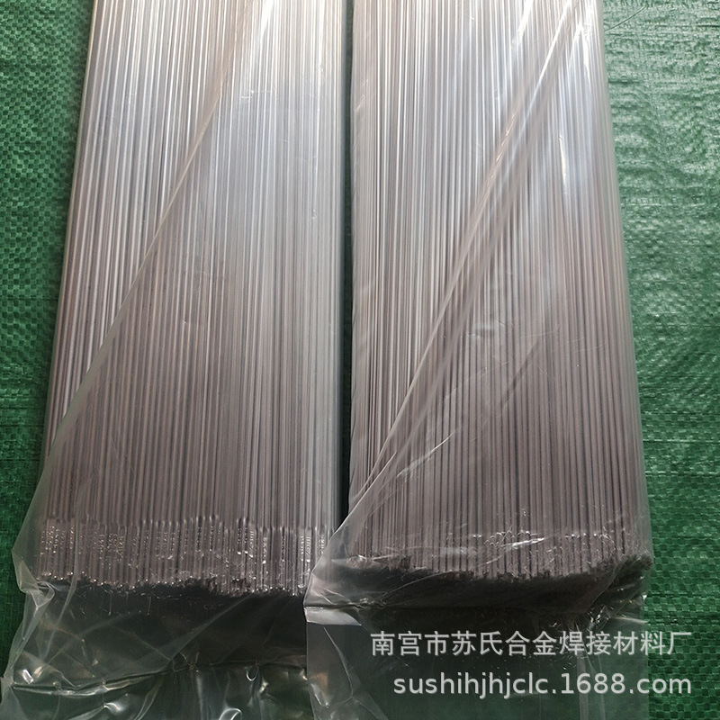 L109是盐基型药皮的纯铝焊条。采用直流反接，短弧快速施焊。