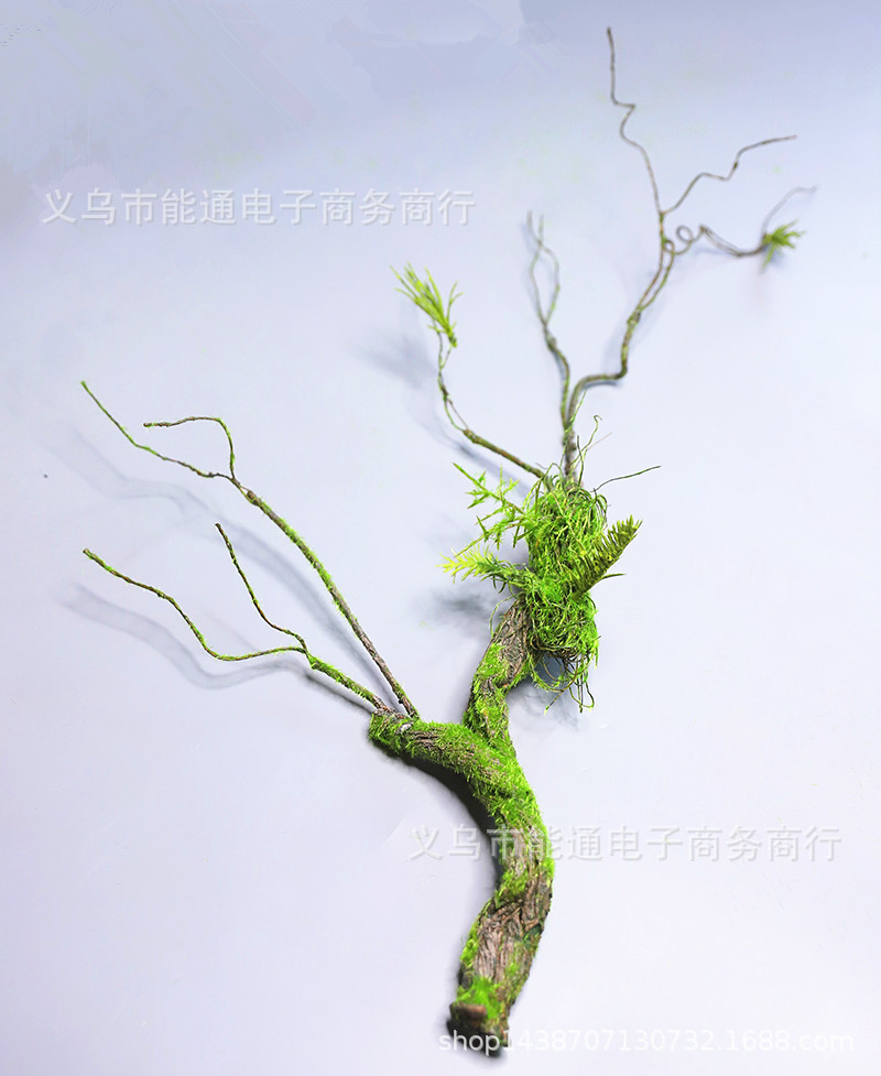 Simulated moss vine