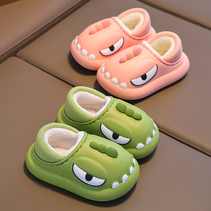 Zapatillas de algodón para niños bolsas de tacones de otoño y invierno para niños impermeables para padres e hijos cálidos para el hogar zapatos de algodón de dinosaurio para bebés