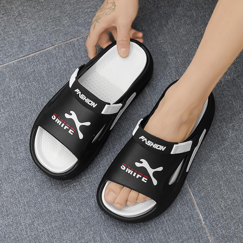 En nombre de las zapatillas de hombre de comercio exterior calientes transfronterizas, chanclas, zapatos de playa de verano antideslizantes y resistentes al desgaste, estilo de alta gama