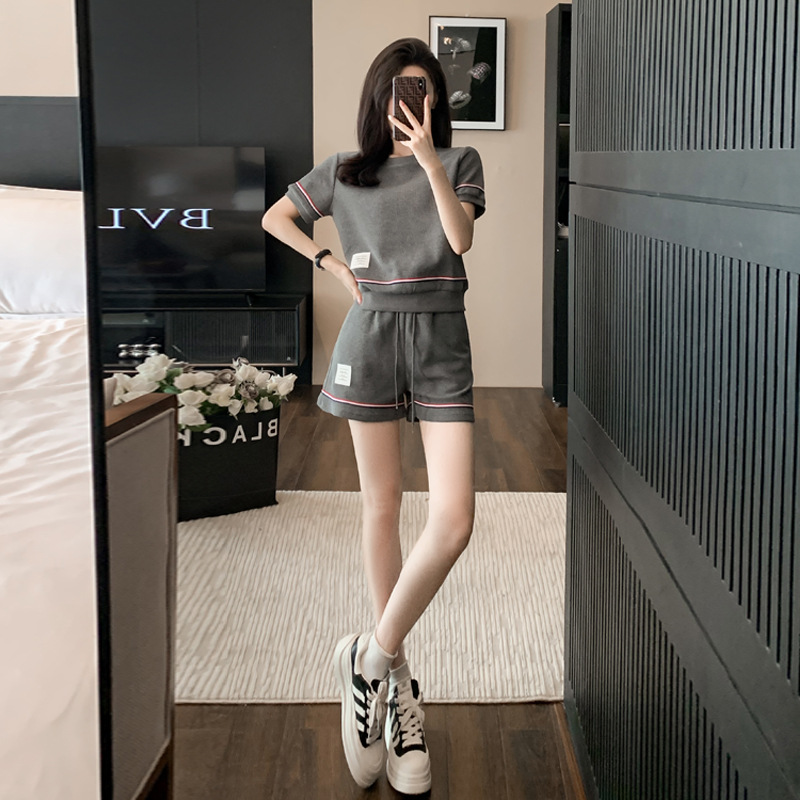 그레이 투피스 세트