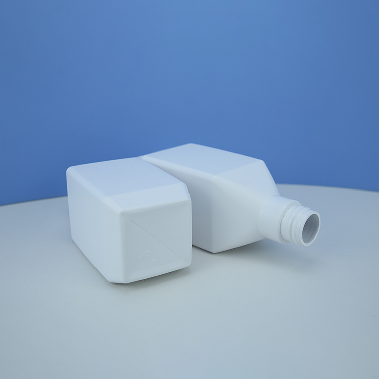 XN-221