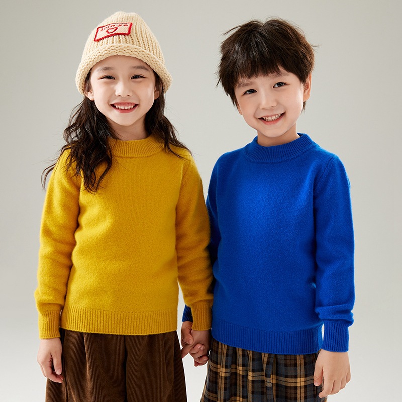Demi-season children's woolen sweater