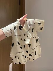 ベビー服ジャンプスーツ夏薄いガーゼ純綿新生児僧侶男性と女性の赤ちゃん通気性半袖ローブ