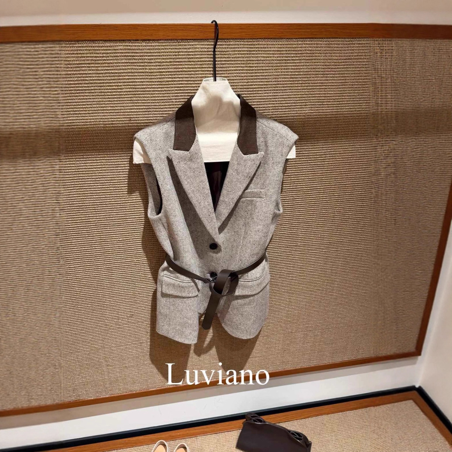 Shenzhen Nanyou 2025 Autumn and Winter Bc Style Wool Tweed Vest Jacket Top with Belt Two-Piece Set