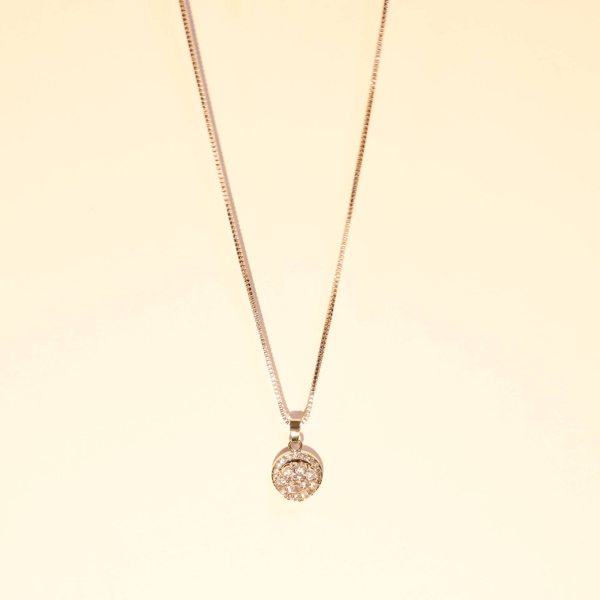 Set de joyería para mujer collar y pendientes con anillos_voghion.com