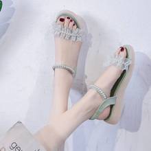 凉鞋女仙女款的凉鞋22夏季新品韩国甜美个性珍珠一字露趾软软软平