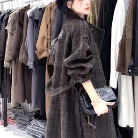 年秋冬网红新款时尚宽松休闲韩版格子设计感风衣中长款外套女