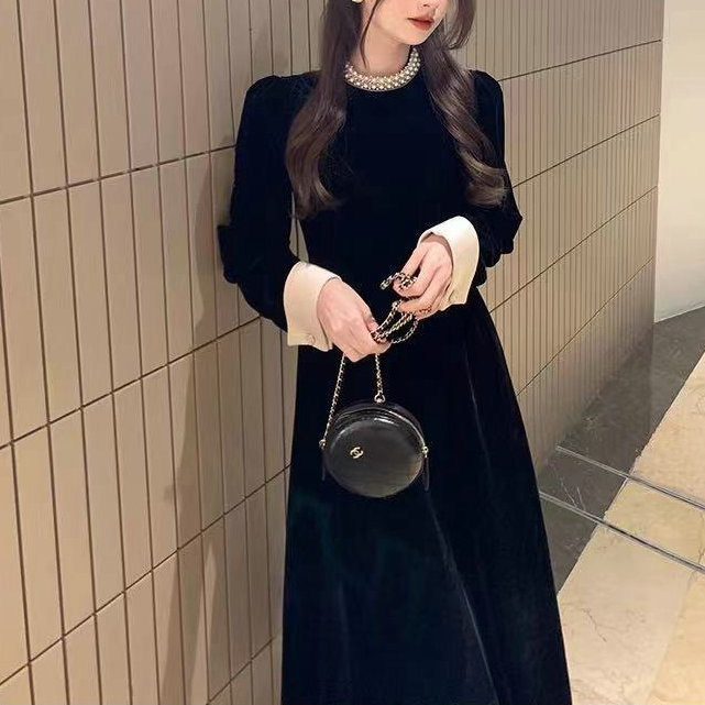 Demi-season elegant dress
