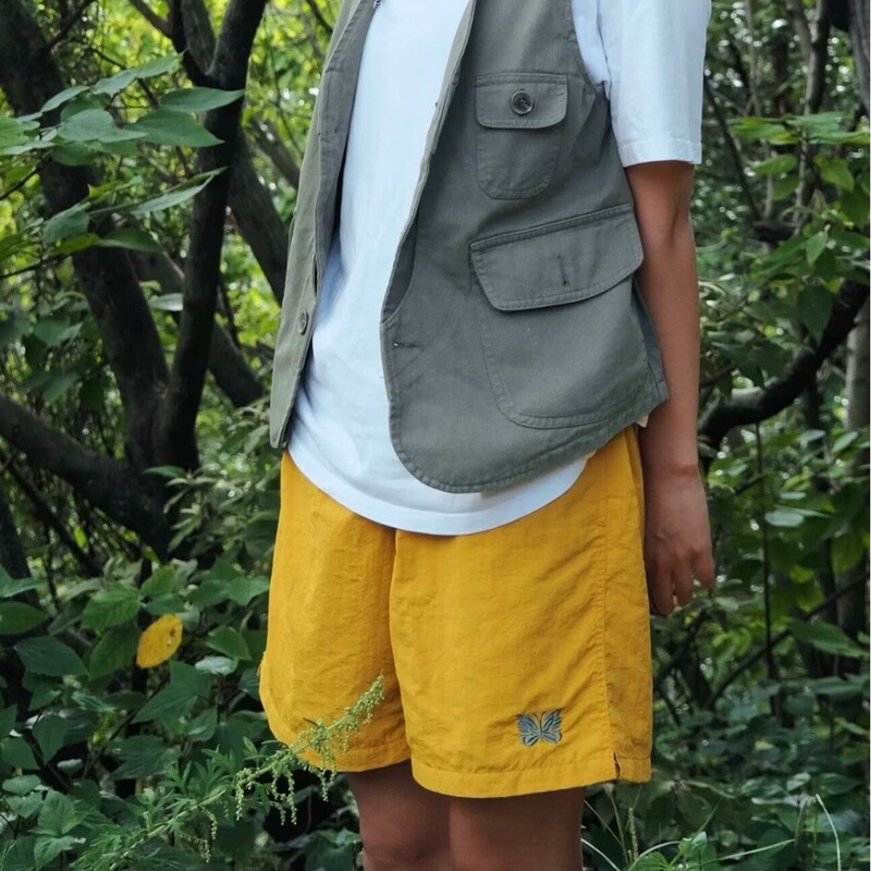 Dopamine-style breathable beach shorts with butterfly embroidery, sporty Taslan 3-point shorts, men's lightweight quarter-length shorts Dopamine-style breathable beach shorts with butterfly embroidery, sporty Taslan 3-point shorts, men's lightweight quarter-length shorts