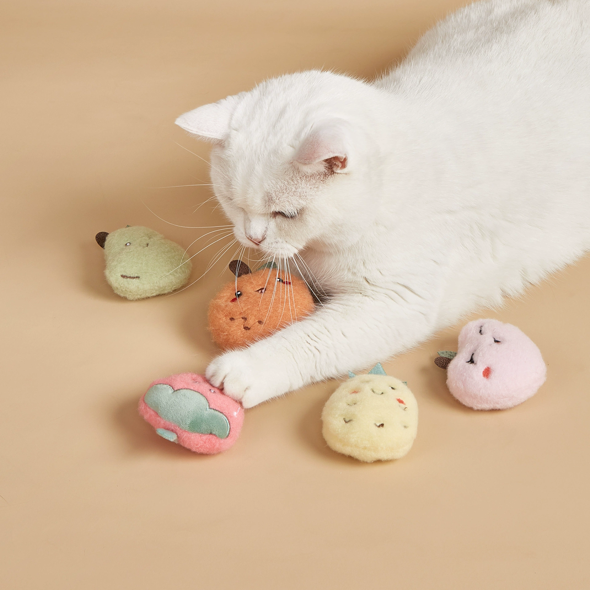 Mint toy, set, cat