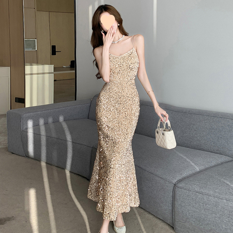 Red Sequined Suspender Dress for Women, Summer Wear, High-End Slim-Fitting Hip-Hugging Fishtail Evening Dress, Birthday Prom Long Dress Red Sequined Suspender Dress for Women, Summer Wear, High-End Slim-Fitting Hip-Hugging Fishtail Evening Dress, Birthday Prom Long Dress