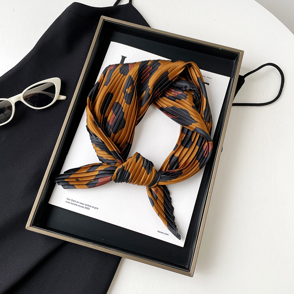 Women's Pleated Silk Scarf Leopard Print Satin Neckerchief Style_voghion.com