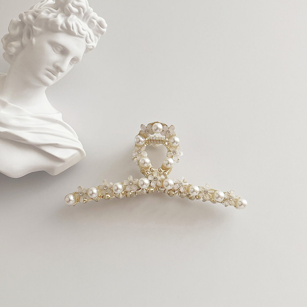 Street Occasion Alloy Material Flower Pattern Simple Style Flower Alloy Plating Hair Claws 1 Piece