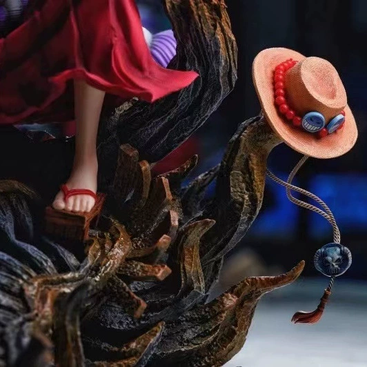 Фигура GK Yamato (One Piece) — поза crouching с основанием головы дракона, окрашенная коллекционная