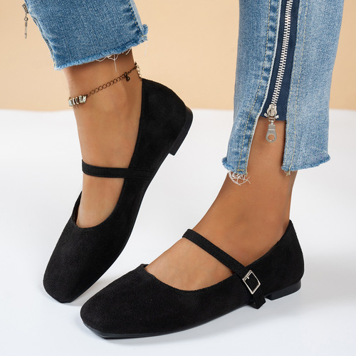 Women's Square-Toe Flat-Heel Plus-Size Shoes for 2025: Low-Top Slip-Ons with Velcro Straps—Casual, Versatile, and Ultra-Lightweight