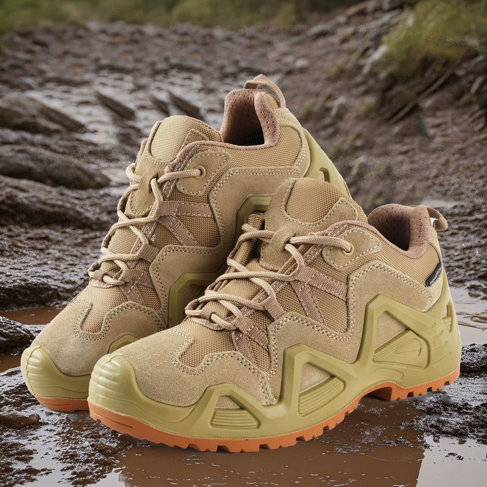 跨境户外登山鞋徒步鞋防水作战靴沙漠靴透气军靴运动作训鞋战术靴