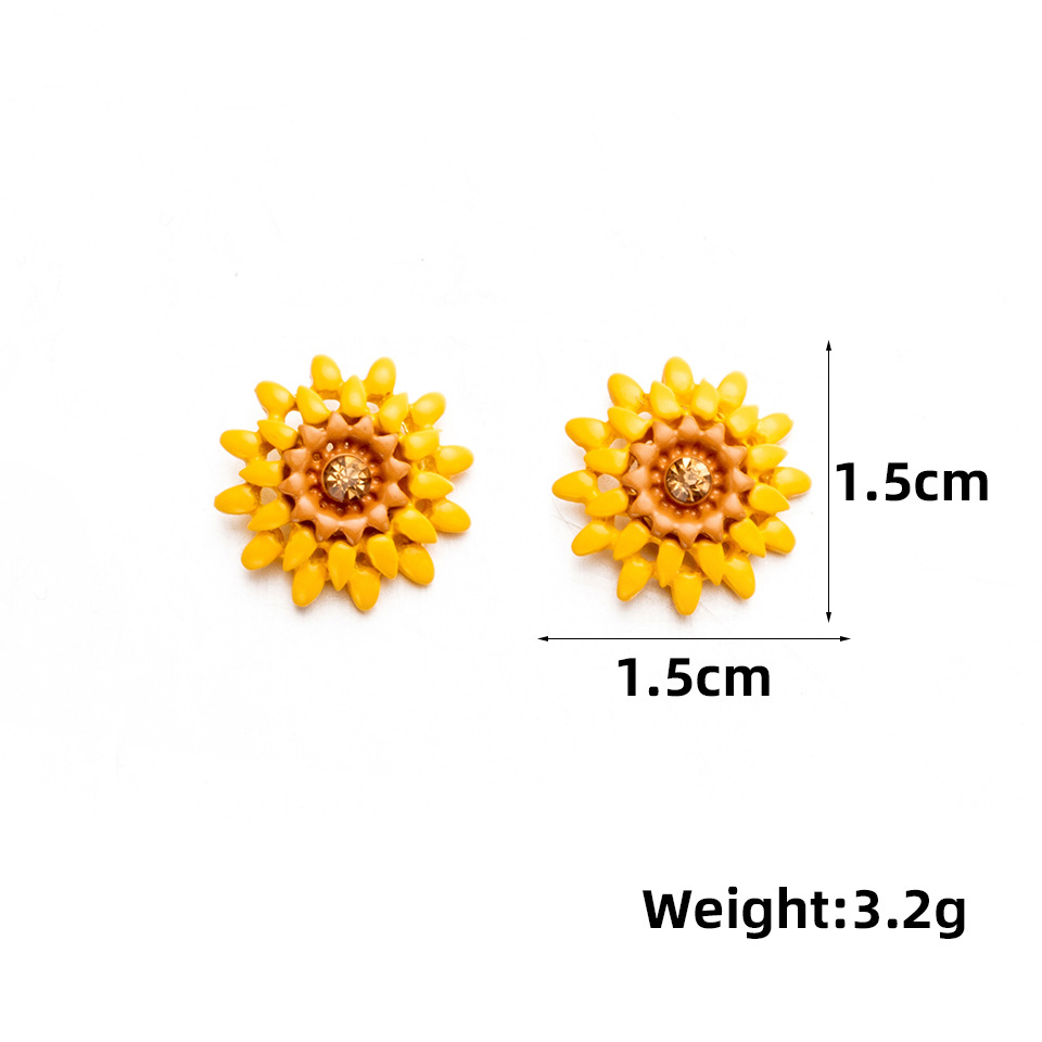 Korean Version Of Cute Daisy Flower Personality Earrings Wholesale display picture 1