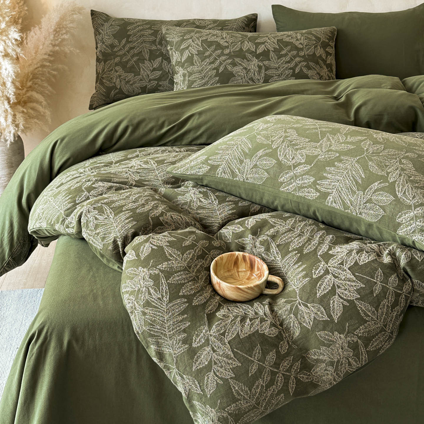 Conjunto de quatro peças minimalista nórdico retrô em jacquard grosso escovado, 100% algodão, capa de edredom de alta qualidade, lençol de baixo, cor clara._voghion.com