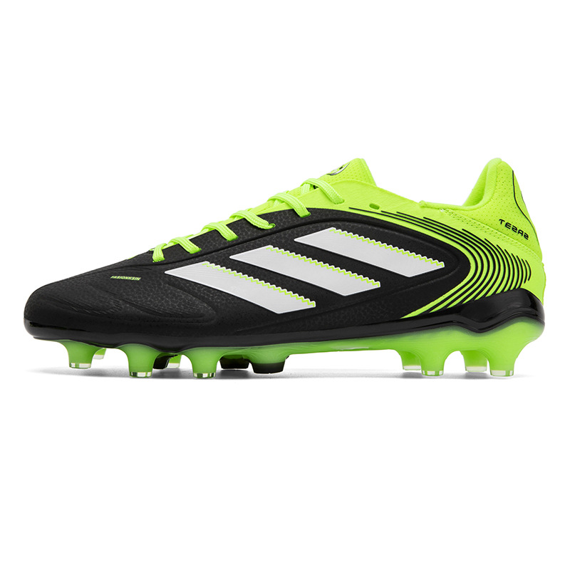 Nuevos zapatos de fútbol para hombres y mujeres, zapatos de entrenamiento antideslizantes juveniles, botas de fútbol directas.