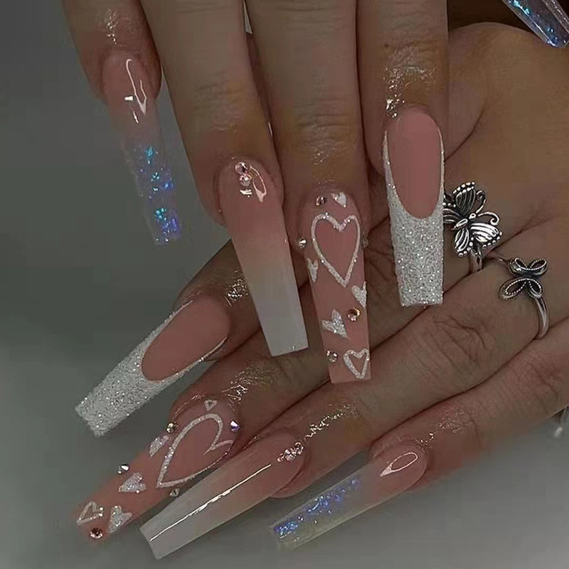 Long Ballet Nails Pink and Shiny Heart Diamond Coffin Nails 24 Pieces Gradient Manicure Patches Can Be Wholesale and Removable