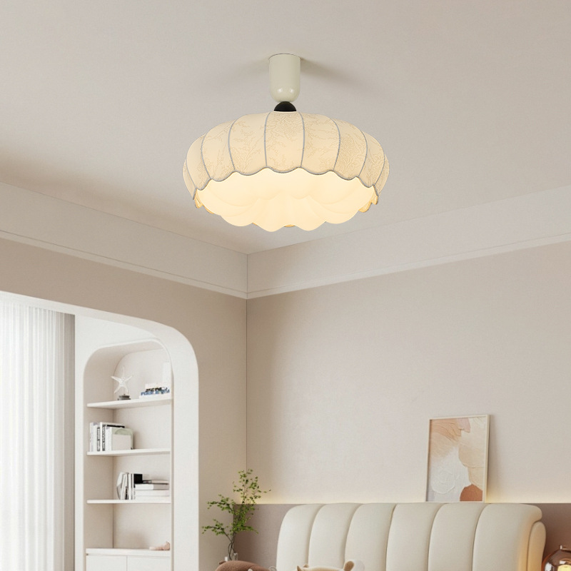Luces de techo de dormitorio de estilo medieval retro crema de calabaza tela dormitorio principal nueva protección de ojos lámparas de sensación avanzada 461L