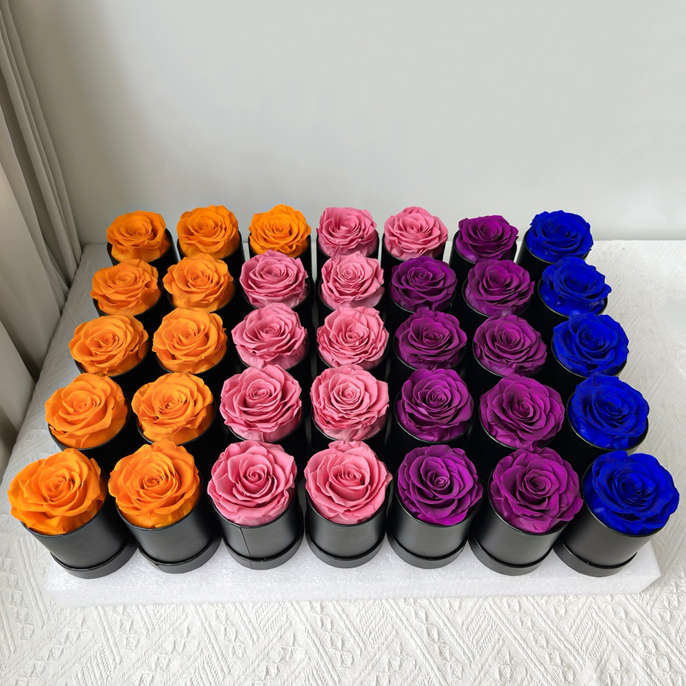 Transfronterizos flores de inmortalidad redondas un solo abrazo barril de regalo de San Valentín rosas amazonas regalo del día de la madre