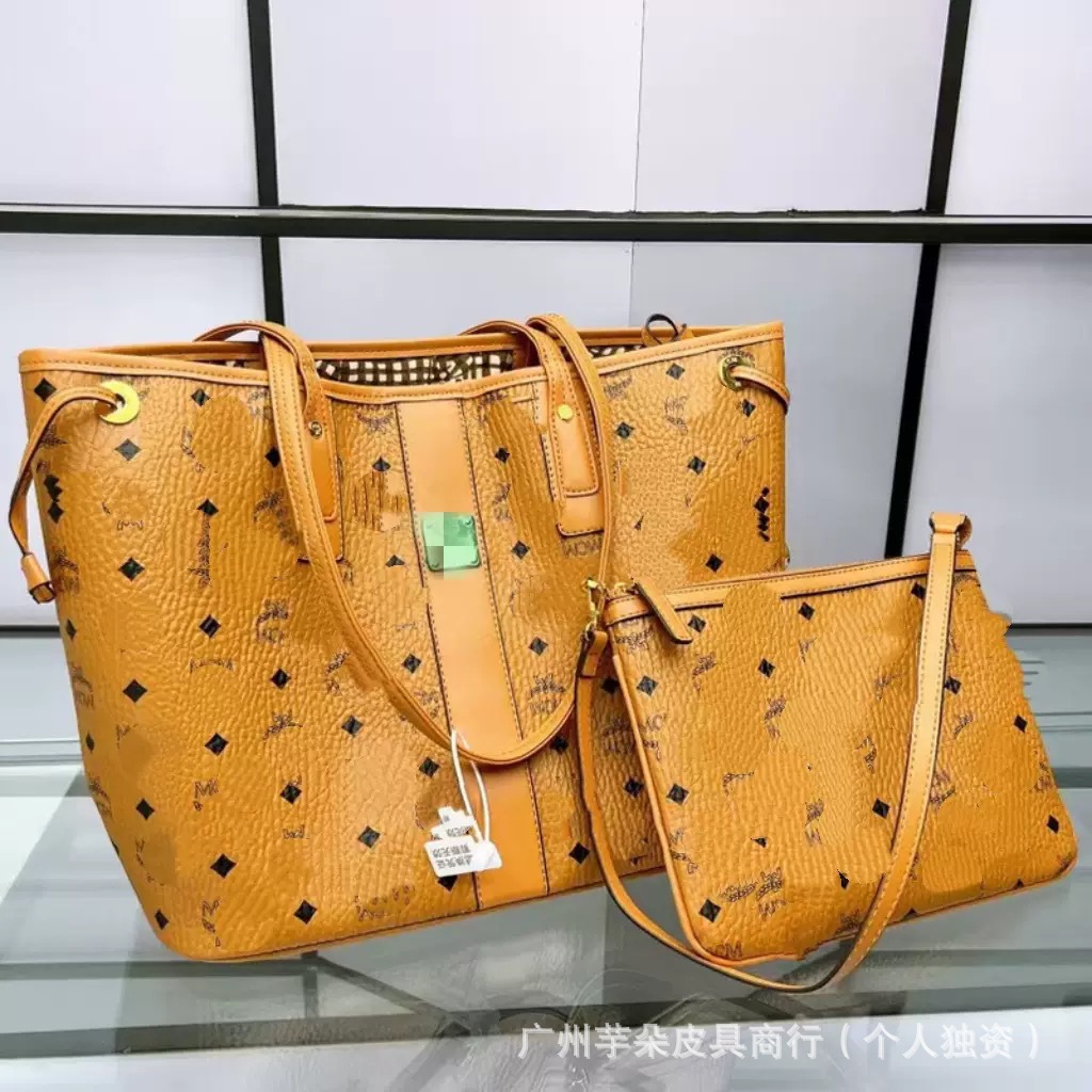 Mc's High-Quality Mother-In-Law Tote Bag, Large-Capacity Shopping Bag, Commuter Women's Bag, Fashionable and Versatile Satchel Shoulder Bag