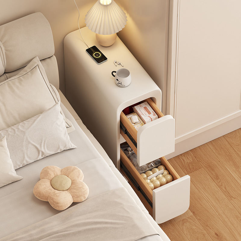 Mesa de cabecera pequeña de lujo doméstico dormitorio armario de almacenamiento de madera maciza al lado de la cama gabinete de hendidura ultra estrecha 2025 nuevo estante de almacenamiento