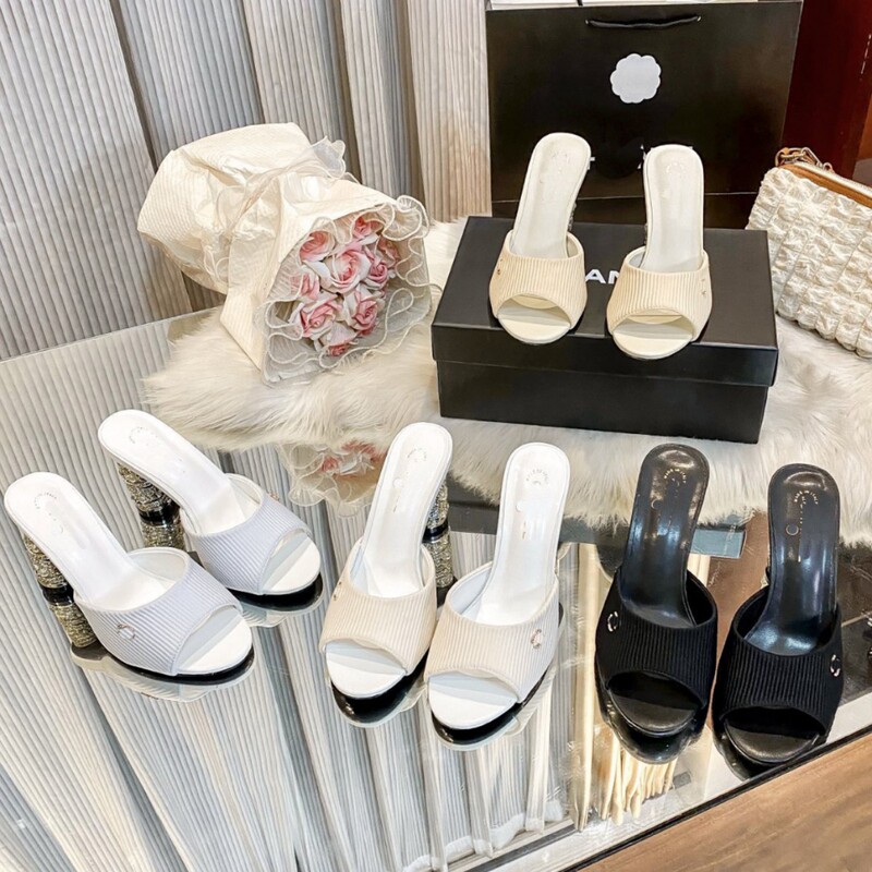 Chanel-Style Rhinestone Pearl High-Heeled Slippers 2026 New Fashion Diamond Open-Toe Peep-Toe Sandals for Women Chanel-Style Rhinestone Pearl High-Heeled Slippers 2026 New Fashion Diamond Open-Toe Peep-Toe Sandals for Women