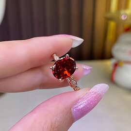 新品轻奢简约鸽子血石榴红闪钻戒指女士镶嵌金黄锆石指环活口百搭