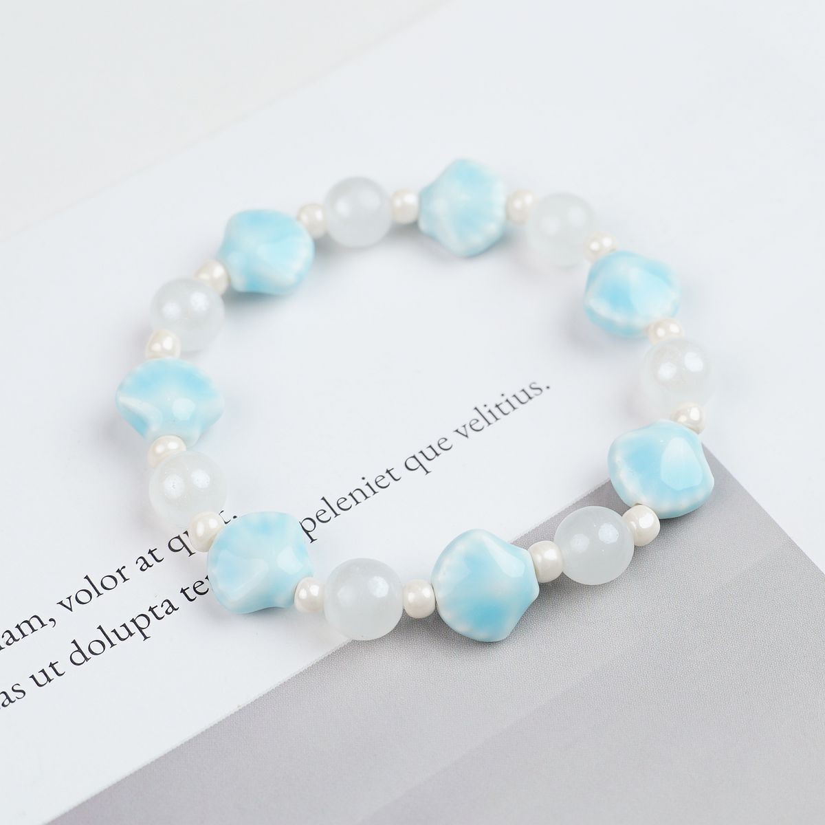 1747-02Blue Beckham