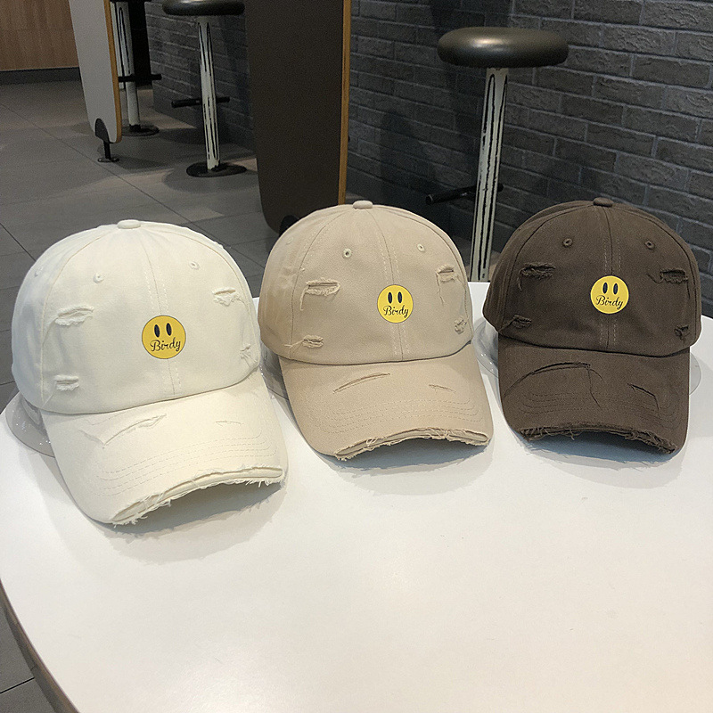 Sombreros de moda sonriente sombrero de béisbol letras estampadas en caliente agujeros primavera y verano sombrero de béisbol callejera de moda con sombrero de sombra