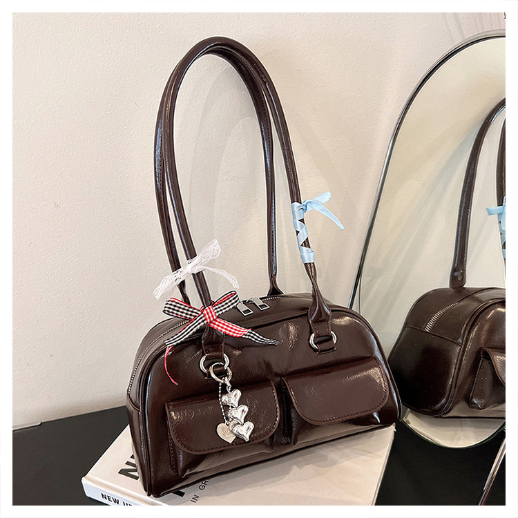 Yunzhen's same style Maillard commuter bag for women, Spring/Summer 2025, retro and versatile single-shoulder bag with large capacity undefined