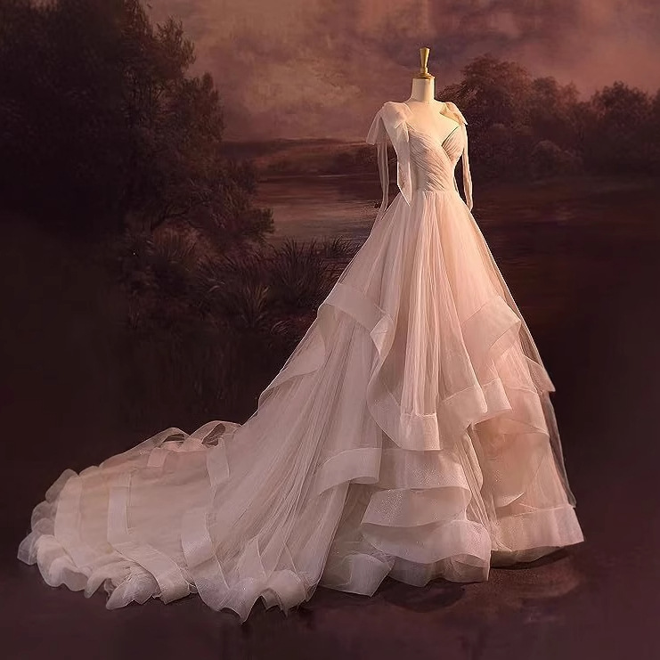 Vestido de noche para mujer, nuevo estilo de verano 2026, elegante vestido color champán para fiesta anual, actuación vocal y rol de anfitriona.