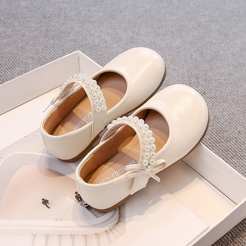 Niñas Mary Zapatos de cuero 2025 nuevos niños primavera y otoño arco suave zapatos de perlas de estilo extranjero zapatos de princesa image 5