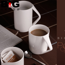 米白色系列新骨瓷咖啡套装 欧式简约糖罐 家用创意三角把手奶壶杯