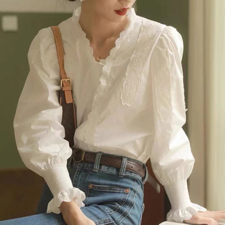 French White Shirt for Women Spring & Fall 2025 New Design Niche Shirt Palace Style Inner Chic Top