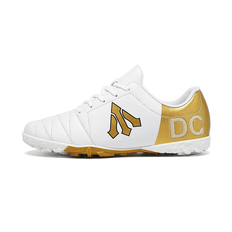 Transfronterizos nuevos zapatos de fútbol de clavos de la Copa del Mundo AG hombres adultos adolescentes TF zapatos de entrenamiento de clavos al por mayor zapatos deportivos image 6