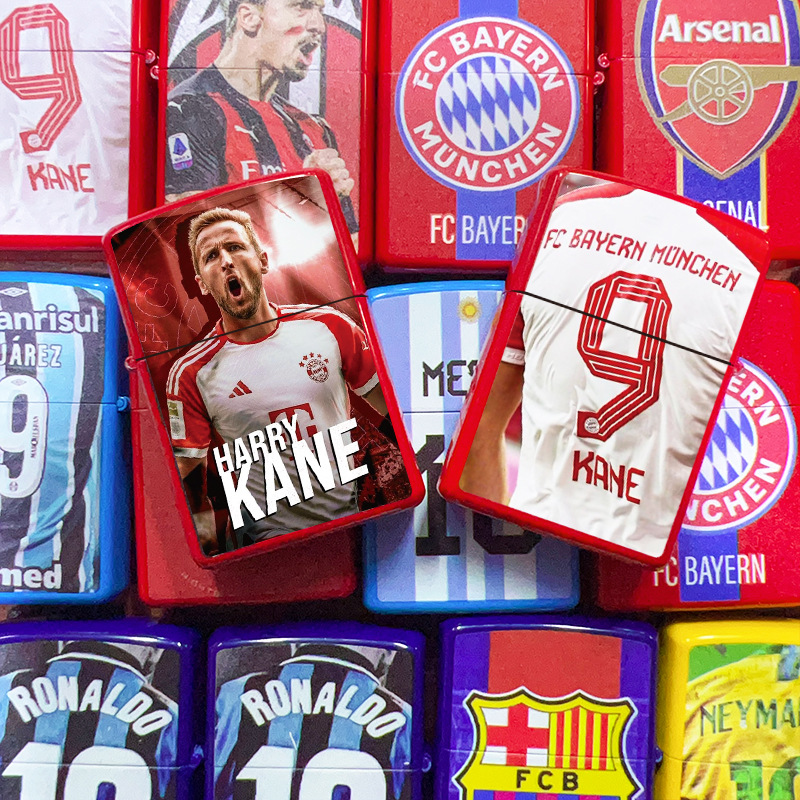 Encendedor de queroseno con diseño de jugador legendarario de la dinastía del fútbol, textura retro en relieve, acabado mate, artesanía