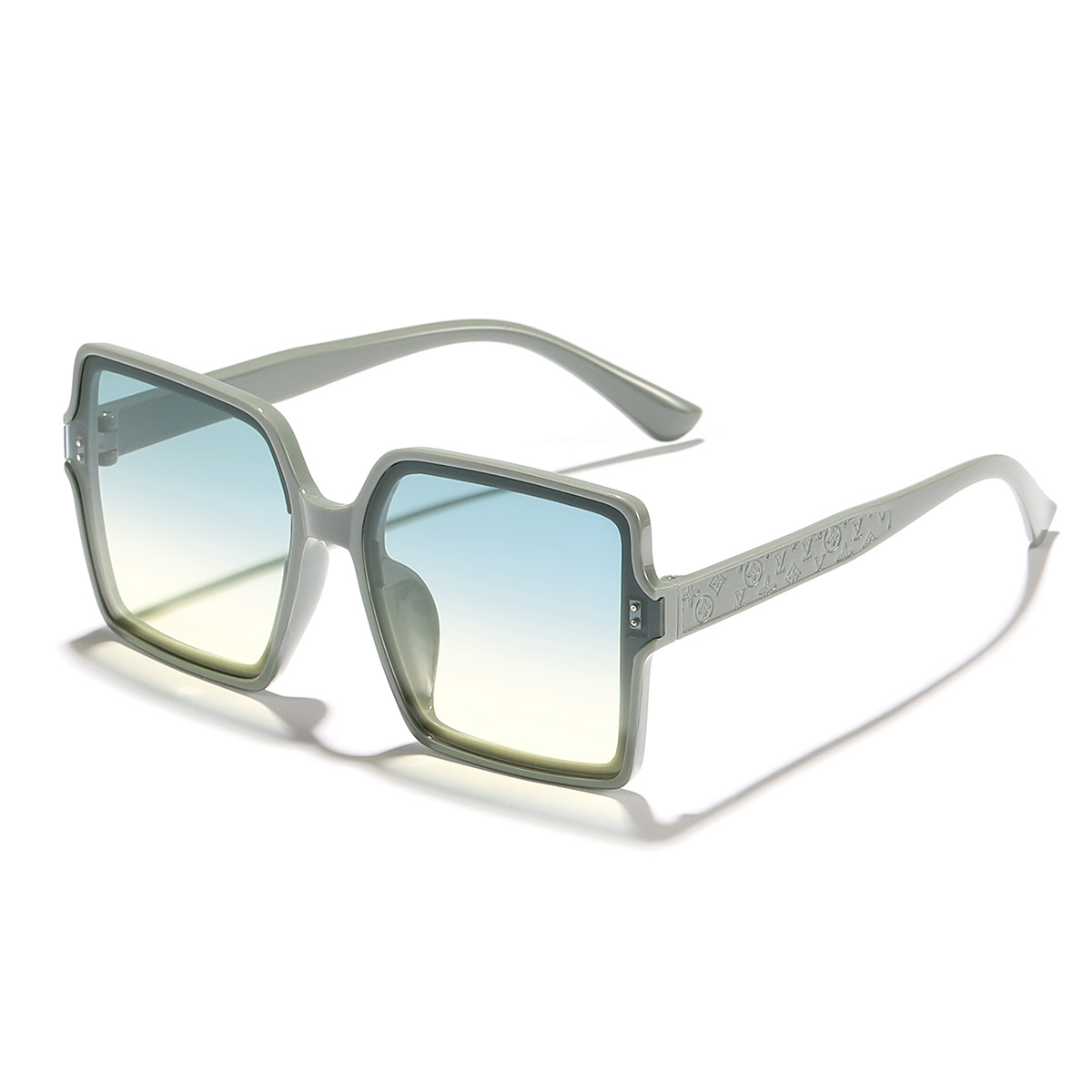 Tabletas de matcha verde verde amarillo