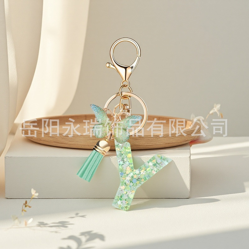 Hot Selling Resin 26 English Letters Couple Name Bag Pendant Key Chain Chain New Year's Day Christmas Gift Butterfly
